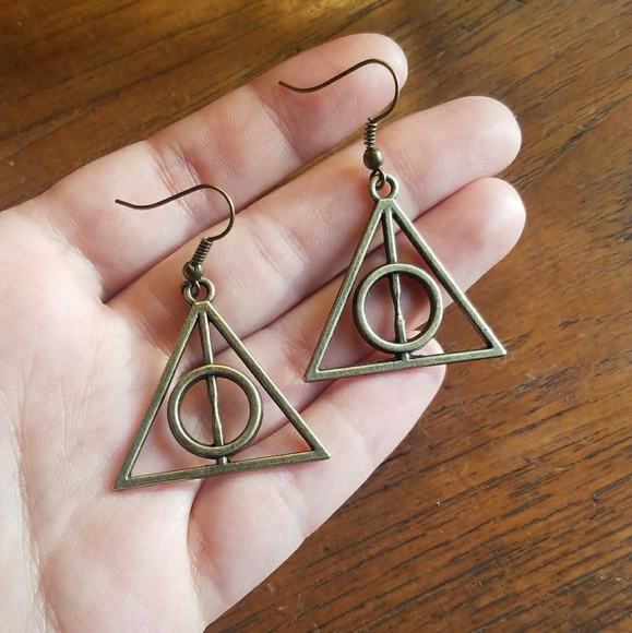NWOT Bronze Deathly Hallows Triangle Earrings - Picture 3 of 3